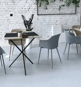 Jual Kursi Bar & Cafe Surabaya Dengan Berbagai Model